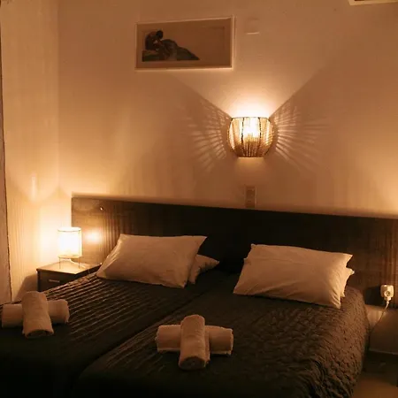 Grey House Apartment Chorafakia